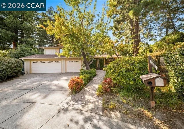 Photo 2 of Sale Pending at 550 Catanio Ct, San Ramon, CA 94583 | MLS# 41149020 | Listing updated on 2026-10-05