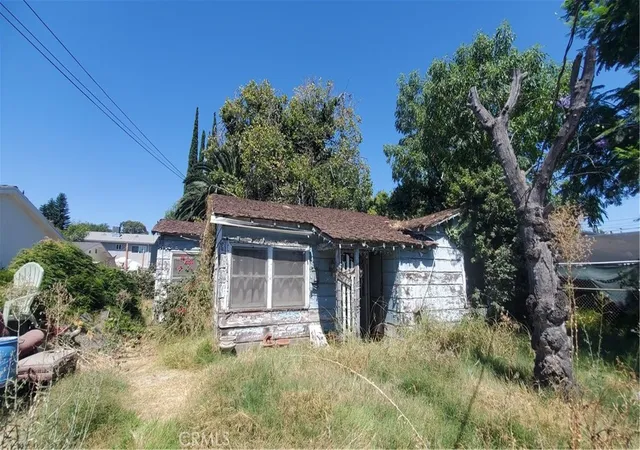 Single family home for sale at 7347 De Soto, Canoga Park, CA 91303 | MLS# CV26202042