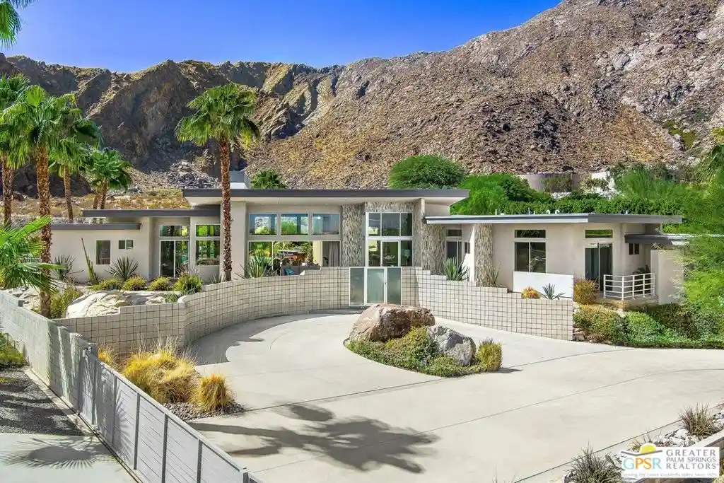 Photo 1 of Single family home for sale at 775 S La Mirada Rd, Palm Springs, CA 92264 | MLS# 26850607PS | Listing updated on 2026-10-29