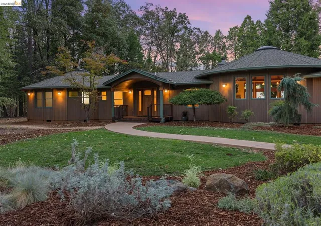 Photo 1 of Single family home for sale at 14655 Applewood Ln, Nevada City, CA 95959 | MLS# 41149028 | Listing updated on 2026-09-29