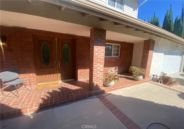 Photo 3 of Single family home for sale at 10677 Ledeen, Sylmar, CA 91342 | MLS# SR26200919 | Listing updated on 2026-09-30