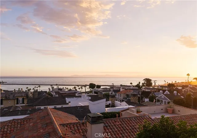 Photo 3 of Single family home for sale at 224 Iris Ave, Corona Del Mar, CA 92625 | MLS# OC26206807 | Listing updated on 2026-09-23
