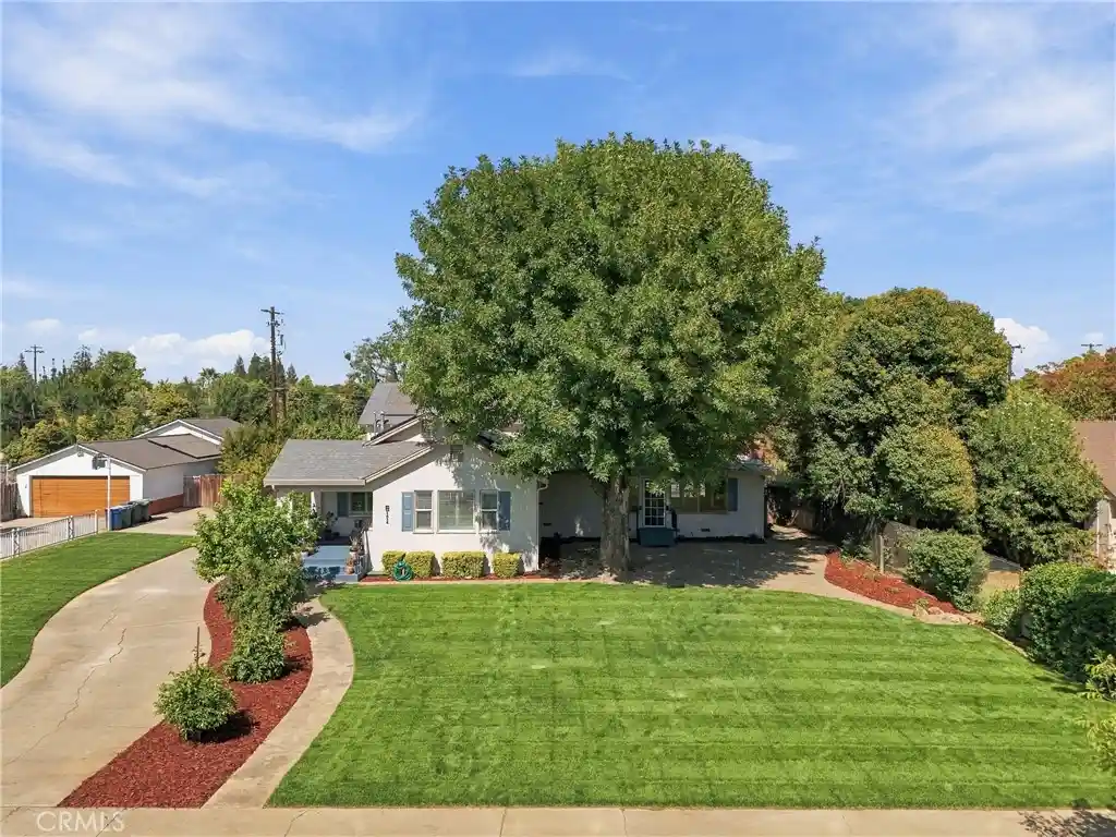 Photo 1 of Single family home for sale at 611 E 20th Street, Merced, CA 95340 | MLS# MC26207088 | Listing updated on 2026-10-21