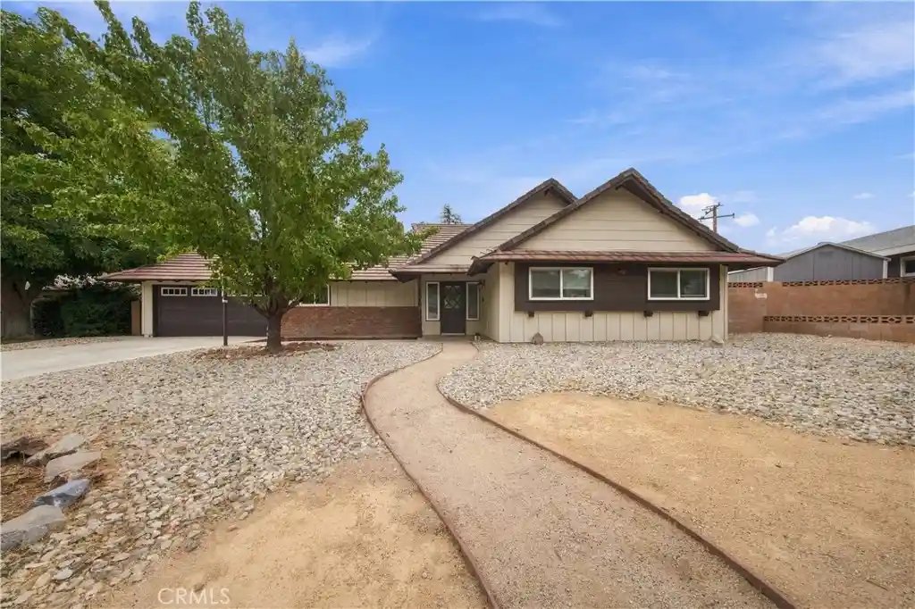 Photo 1 of Single family home for sale at 43818 Halcom, Lancaster, CA 93536 | MLS# SR26207061 | Listing updated on 2026-10-25