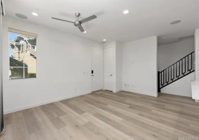 Listing Photo 4 - Condo for sale in building located at 3131 Asto Pl, Carlsbad, CA 92010
