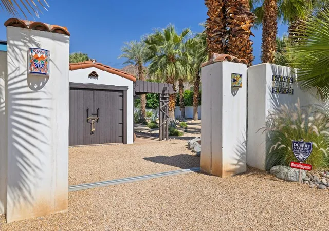 Photo 4 of Single family home for sale at 52862 Eisenhower Dr, La Quinta, CA 92253 | MLS# 219153079DA | Listing updated on 2026-09-26