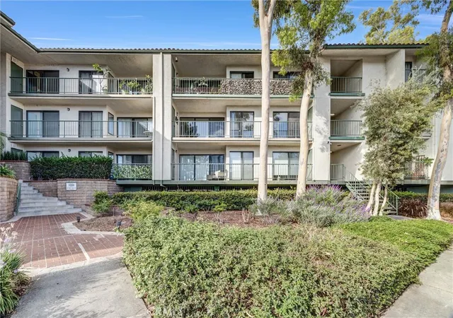 Photo 1 of Condo for sale at 2207 Apricot, Irvine, CA 92618 | MLS# AR26206973 | Listing updated on 2026-10-08