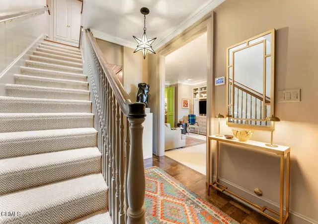 Photo 2 of Townhouse for sale at 1127 S Orange Grv Blvd, Pasadena, CA 91105 | MLS# P1-28935 | Listing updated on 2026-10-06