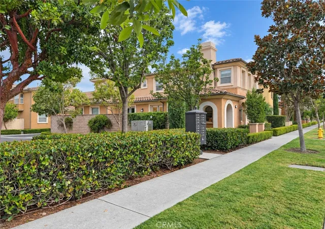 Photo 1 of Sale Pending at 47 Plantation, Irvine, CA 92620 | MLS# OC26204862 | Listing updated on 2026-10-28