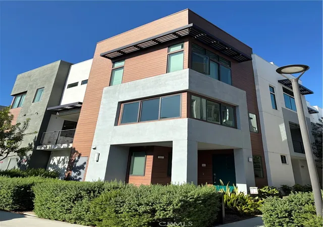 Photo 1 of Condo for sale at 311 Lodestar, Tustin, CA 92782 | MLS# OC26207346 | Listing updated on 2026-10-08
