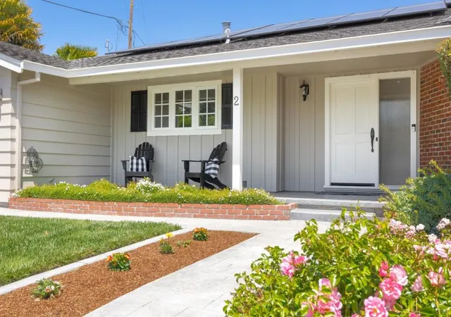 Photo 3 of Single family home for sale at 2 Ortalon Ave, Santa Cruz, CA 95060 | MLS# ML82061990 | Listing updated on 2026-10-11