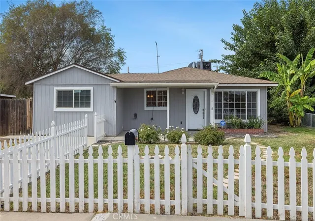 Single family home for sale at 609 College, Coalinga, CA 93210 | MLS# FR26207404