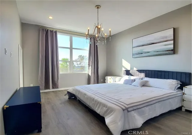 Listing Photo 5 - Condo for sale in building located at 2218 Synergy, Irvine, CA 92614