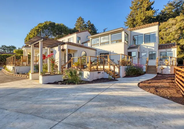 Single family home for sale at 7433 Mesa Dr, Aptos, CA 95003 | MLS# ML82061410