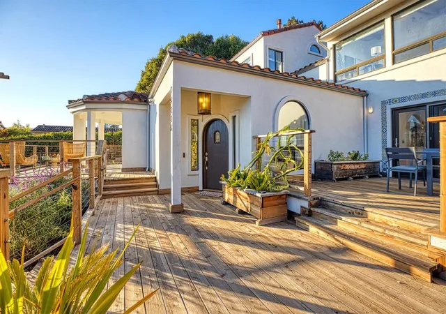 Photo 2 of Single family home for sale at 7433 Mesa Dr, Aptos, CA 95003 | MLS# ML82061410 | Listing updated on 2026-10-12