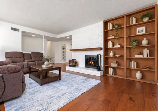 Photo 3 of Single family home for sale at 3274 Dalhart, Simi Valley, CA 93063 | MLS# SR26207140 | Listing updated on 2026-10-01