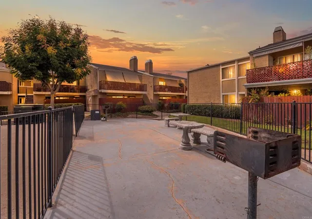 475 N Midway Dr, 475 N Midway Dr, Escondido, CA 92027