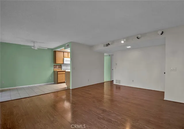 Listing Photo 3 - Condo for sale in building located at 3280 Little Mountain Dr, San Bernardino, CA 92405 - Unit #A