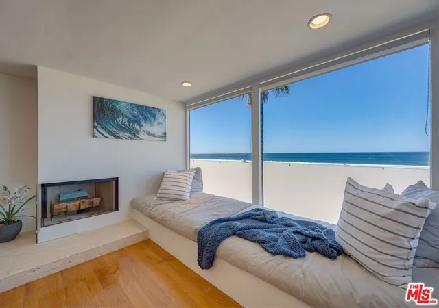 Photo 1 of Condo for sale at 6 Northstar St #303, Marina Del Rey, CA 90292 | MLS# 26988921 | Listing updated on 2026-09-30