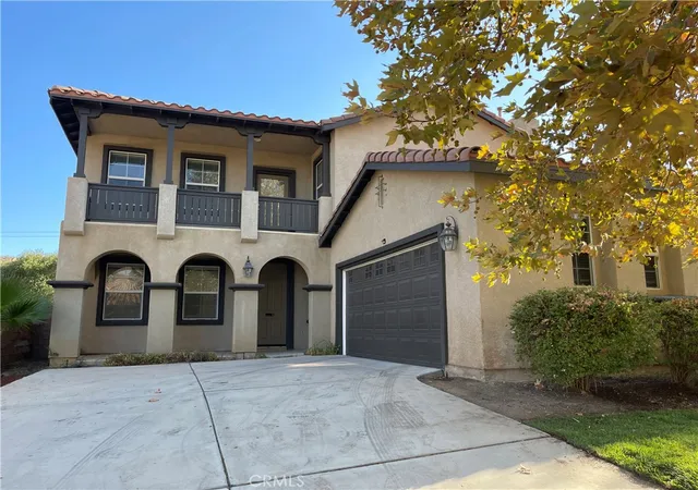 Single family home for sale at 32011 Sugarbush Ln, Lake Elsinore, CA 92532 | MLS# IV26207097