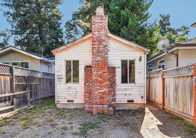 Photo 3 of Single family home for sale at 146 Margarita Rd, Watsonville, CA 95076 | MLS# ML82060873 | Listing updated on 2026-09-30