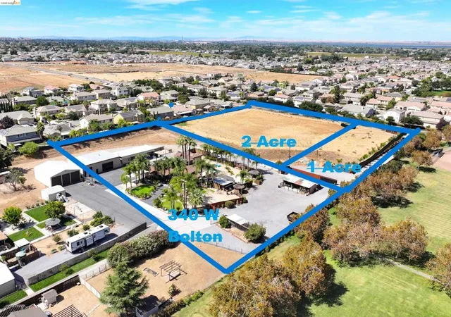 Photo 3 of Sale Pending at 330 W Bolton Rd, Oakley, CA 94561 | MLS# 41149085 | Listing updated on 2026-09-30