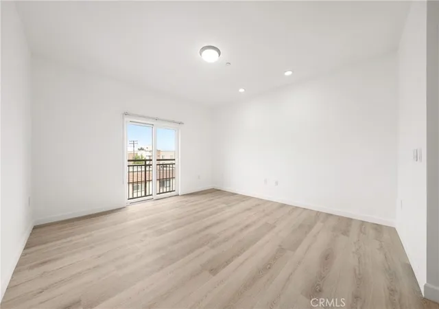 Listing Photo 4 - Condo for sale in building located at 28 N 3Rd St, Alhambra, CA 91801 - Unit #B510