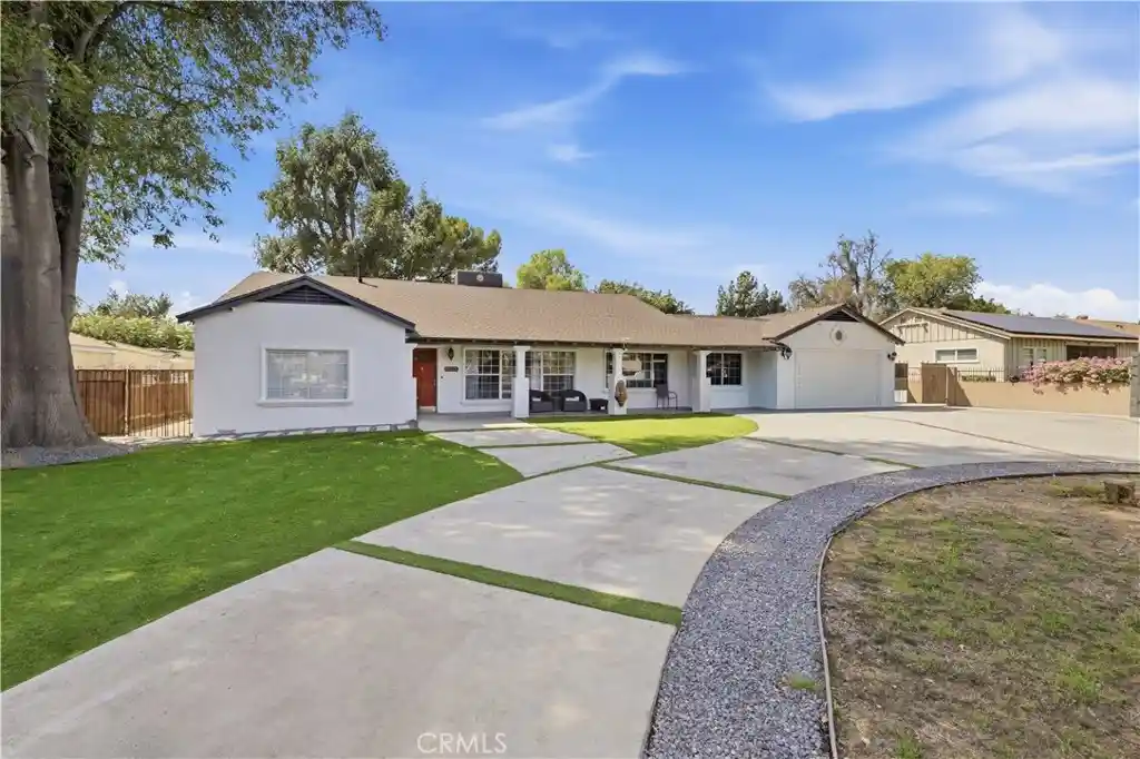 Photo 1 of Sale Pending at 9625 Orion Ave, North Hills, CA 91343 | MLS# SR26207151 | Listing updated on 2026-10-24