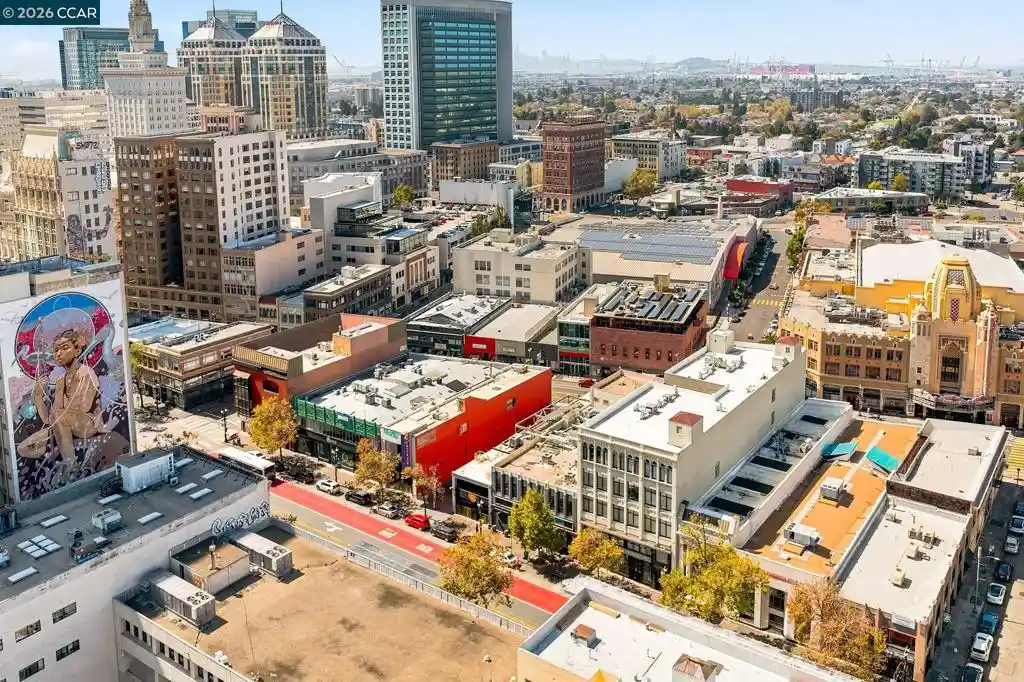 Listing Photo 29 - Condo for sale in 1755 Broadway located at 1755 Broadway, Oakland, CA 94612 - Unit #23