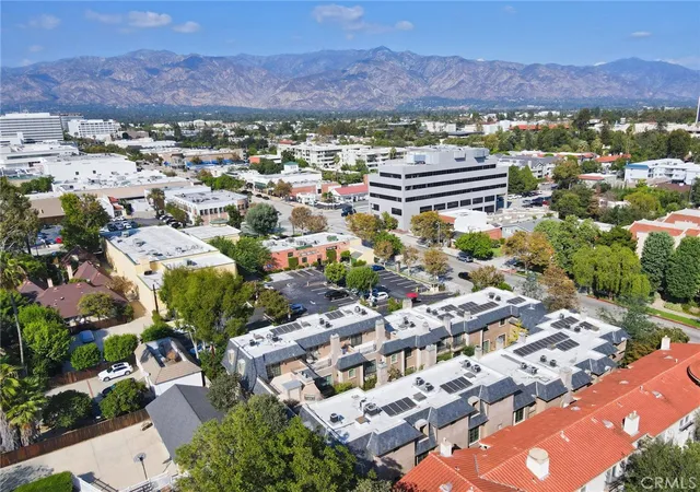 Photo 52 of Townhouse for sale at 633 S Lake #4, Pasadena, CA 91106 | MLS# TR26207666 | Listing updated on 2026-10-11