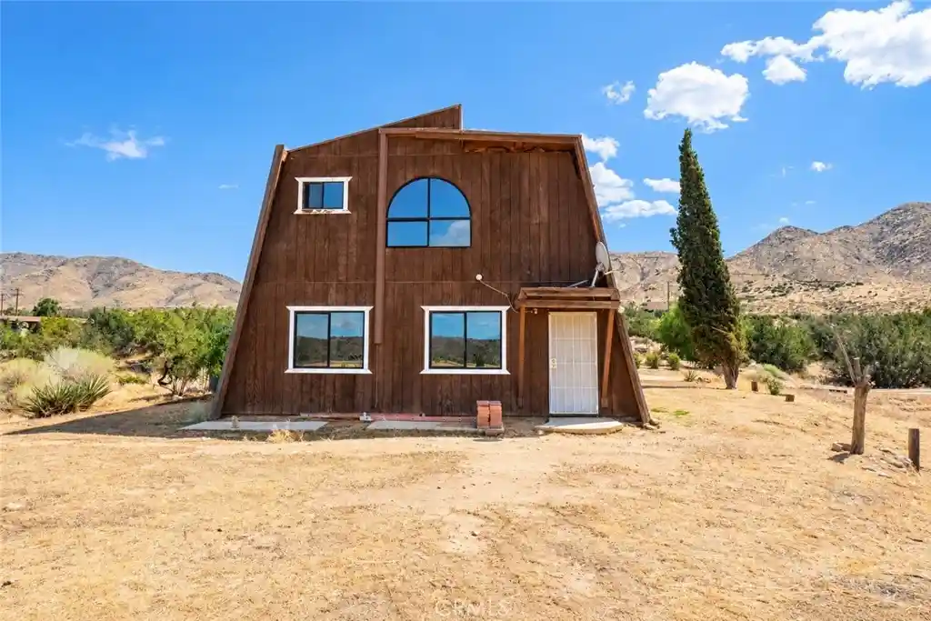 Photo 1 of Single family home for sale at 19765 Rox, Apple Valley, CA 92308 | MLS# IV26207693 | Listing updated on 2026-10-16