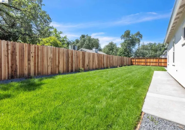 Photo 34 of Single family home for sale at 5210 Shirehills Ln, Carmichael, CA 95608 | MLS# 41149095 | Listing updated on 2026-10-08