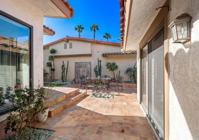 Photo 3 of Single family home for sale at 44380 Ontario Ct, Indian Wells, CA 92210 | MLS# 219153102DA | Listing updated on 2026-10-09