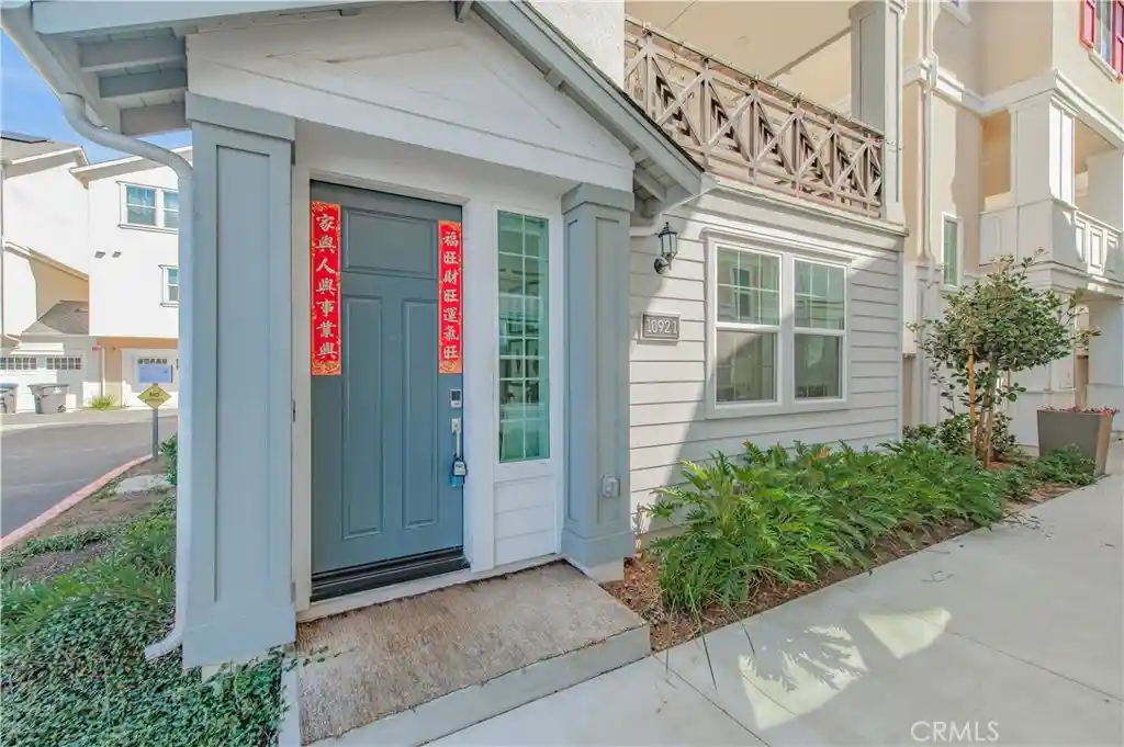 Listing Photo 1 - Condo for sale in 1092 N Anaheim Blvd located at 1092 N Anaheim Blvd, Anaheim, CA 92801 - Unit 1092 N Anaheim Blvd