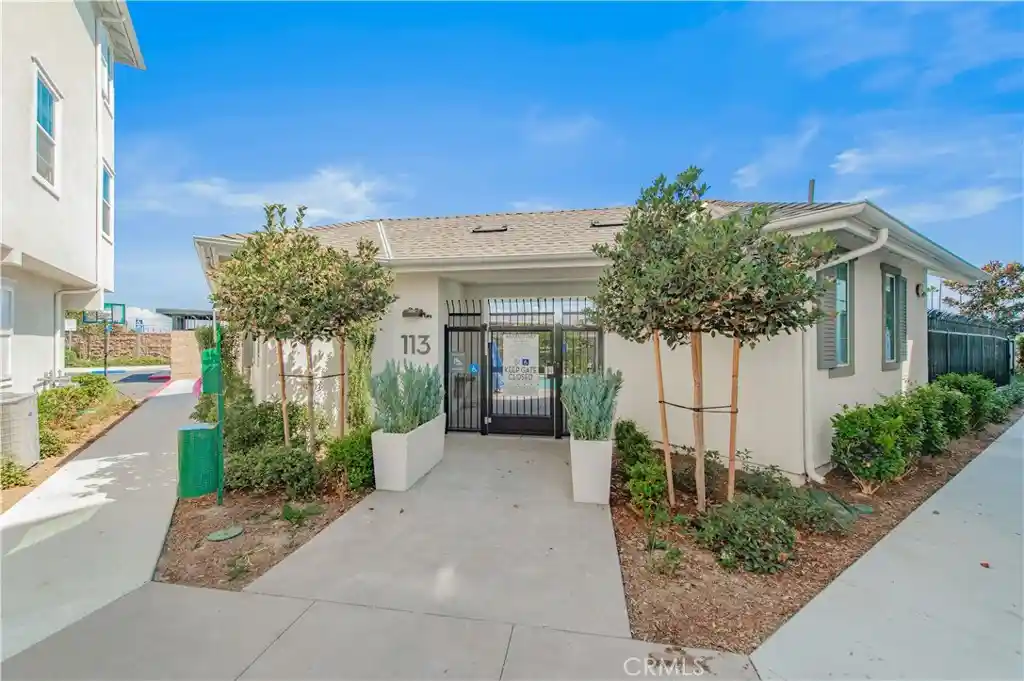 Listing Photo 43 - Condo for sale in 1092 N Anaheim Blvd located at 1092 N Anaheim Blvd, Anaheim, CA 92801 - Unit 1092 N Anaheim Blvd