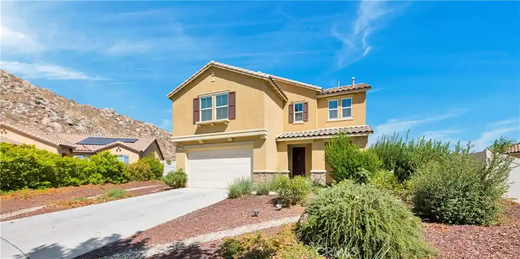 Photo 1 of Single family home for sale at 721 Pooish, San Jacinto, CA 92582 | MLS# SW26207800 | Listing updated on 2026-10-16