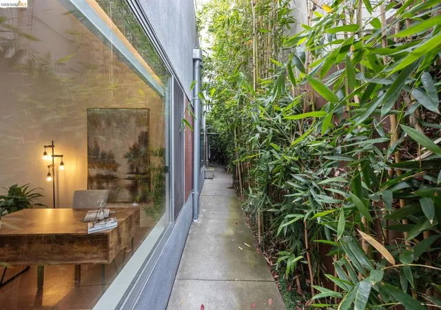 Photo 2 of Townhouse for sale at 2709 10th Street #D, Berkeley, CA 94710 | MLS# 41149113 | Listing updated on 2026-10-01