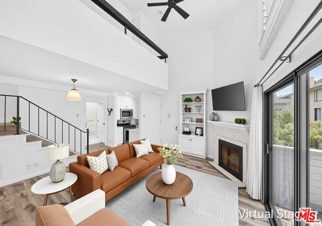 Listing Photo 3 - Condo for sale in building located at 10521 National Blvd, Los Angeles, CA 90034 - Unit #214