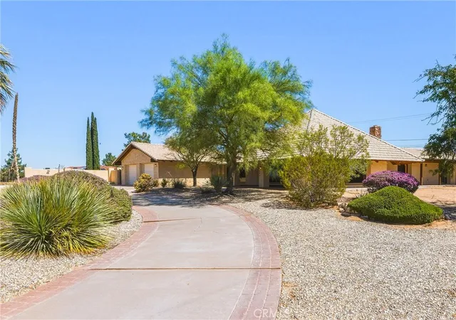 Photo 3 of Single family home for sale at 13009 Rincon, Apple Valley, CA 92308 | MLS# HD26207839 | Listing updated on 2026-10-11