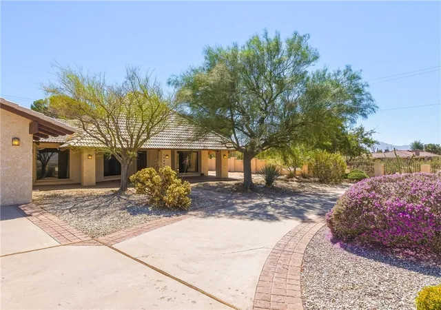 Photo 3 of Single family home for sale at 13009 Rincon, Apple Valley, CA 92308 | MLS# HD26207839 | Listing updated on 2026-10-11