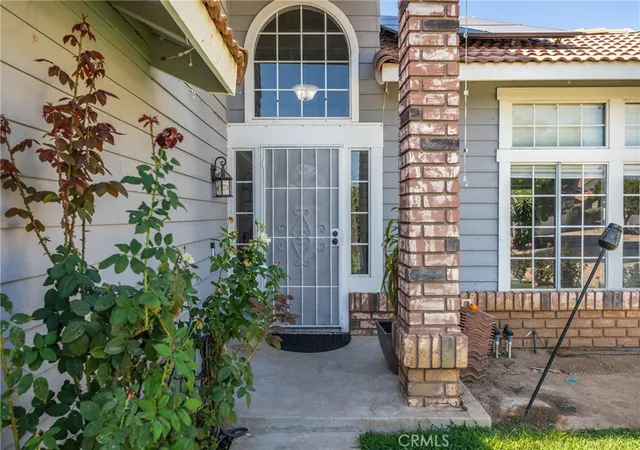 Photo 3 of Single family home for sale at 12909 Fontainebleau Dr, Moreno Valley, CA 92555 | MLS# IG26207878 | Listing updated on 2026-10-04
