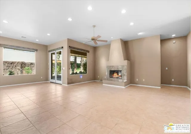 Photo 4 of Single family home for sale at 227 N Luring Dr, Palm Springs, CA 92262 | MLS# 26990971PS | Listing updated on 2026-10-08