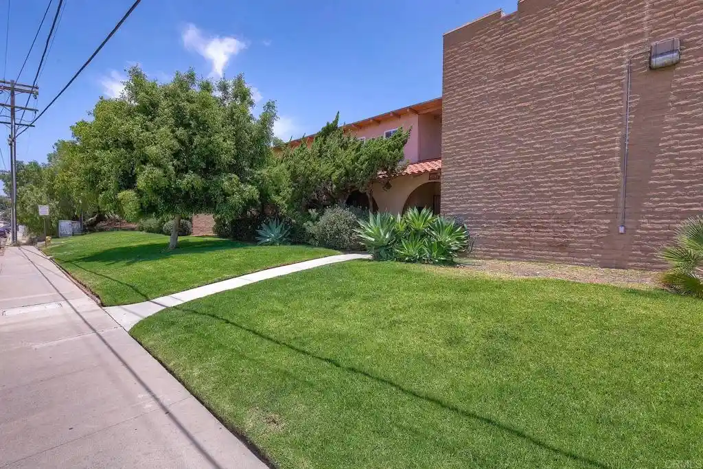 Listing Photo 22 - Condo for sale in 4281 Lowell St located at 4281 Lowell St, La Mesa, CA 91941 - Unit #23