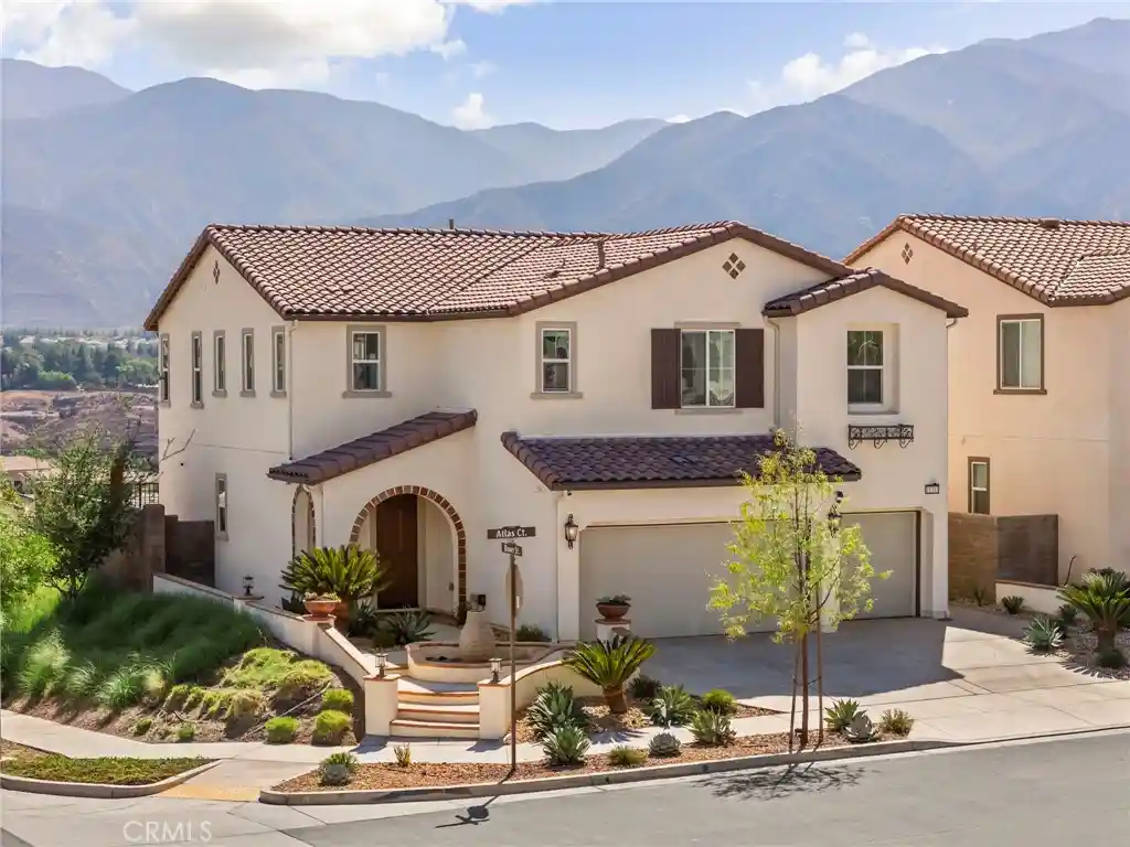 Single family home for sale at 11313 Atlas Ct, Corona, CA 92883 | MLS# IG26206766