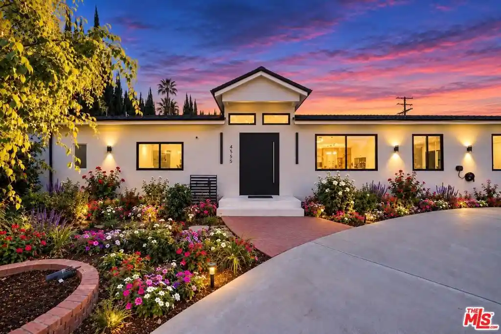 Photo 1 of Mansion for sale at 4555 Forman Ave, Toluca Lake, CA 91602 | MLS# 26989769 | Listing updated on 2026-10-15