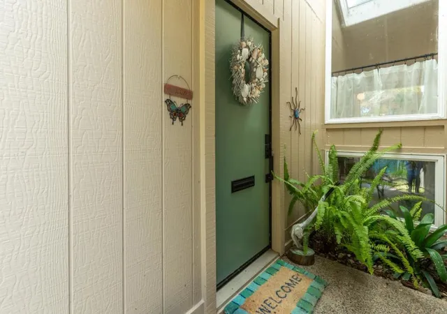 Listing Photo 4 - Condo for sale in building located at 1009 Via Tornasol, Aptos, CA 95003