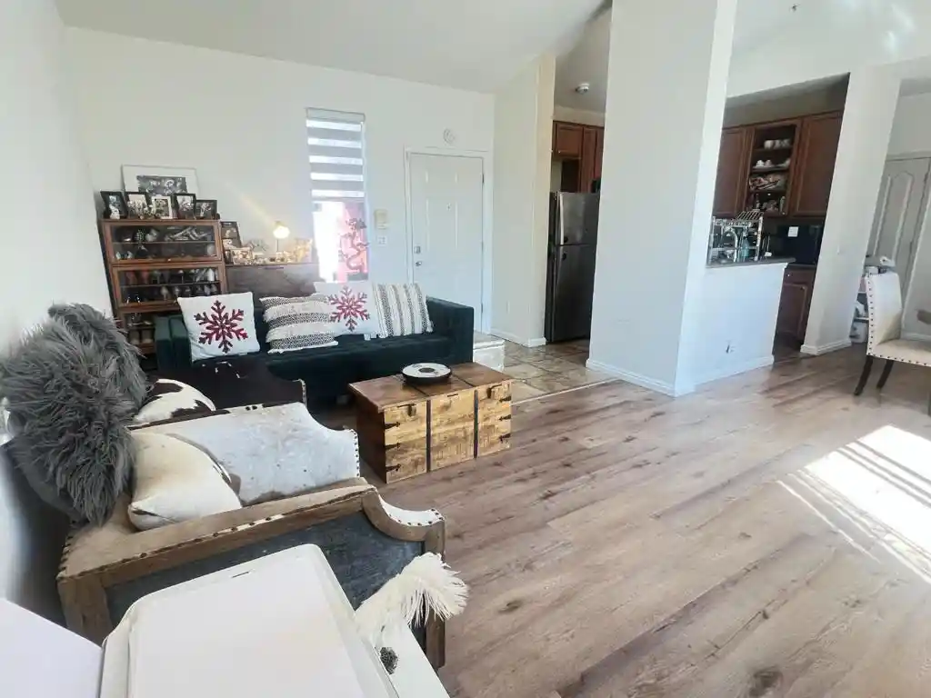 Listing Photo 2 - Condo for sale in 3695 Stevenson Blvd Unit E305 located at 3695 Stevenson Blvd Unit E305, Fremont, CA 94538 - Unit 3695 Stevenson Blvd Unit E305