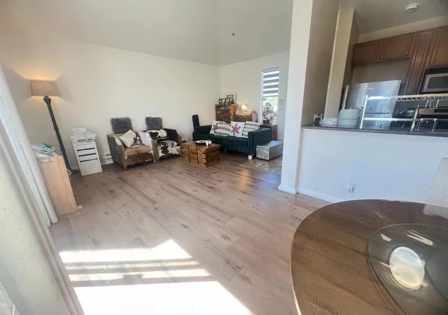Listing Photo 3 - Condo for sale in building located at 3695 Stevenson Blvd Unit E305, Fremont, CA 94538