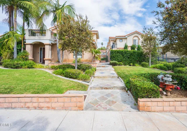 Photo 1 of Townhouse for sale at 46 S 8 Roosevelt Ave #8, Pasadena, CA 91107 | MLS# P1-28948 | Listing updated on 2026-10-01