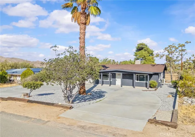 Photo 3 of Single family home for sale at 7587 Elk, Yucca Valley, CA 92284 | MLS# OC26207221 | Listing updated on 2026-09-27
